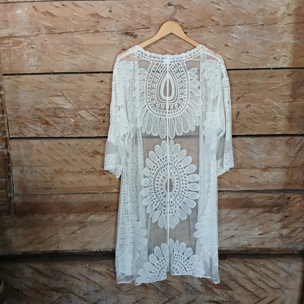 Cream Lace Kimono-Style Boho Robe - Picture 2 of 4